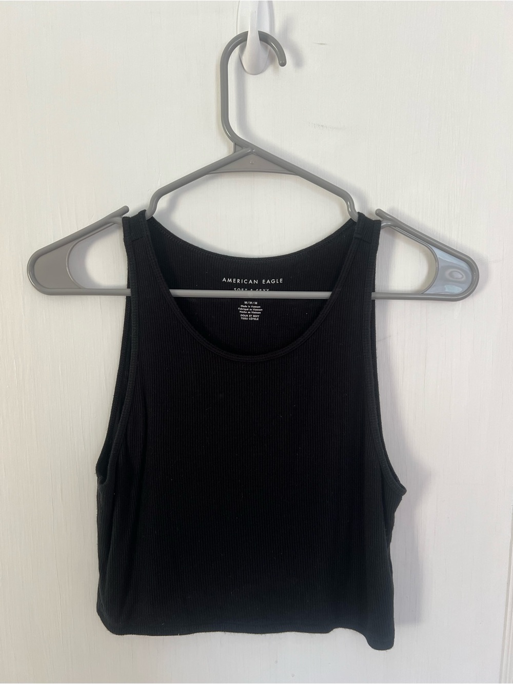 American Eagle - Soft and Sexy Cropped Tank Top - Black
